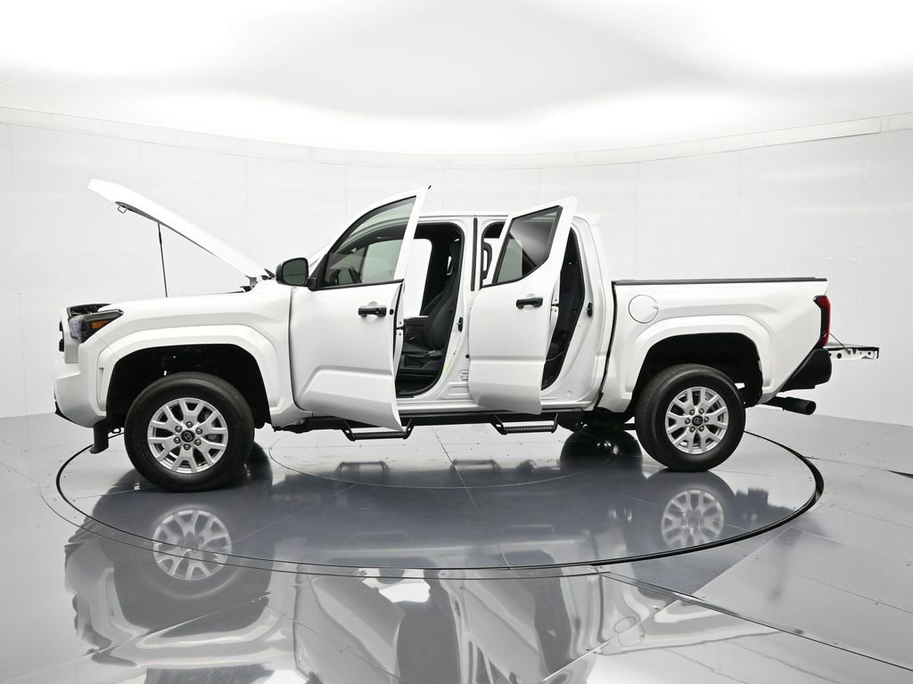 Used 2024 Toyota Tacoma SR image 46