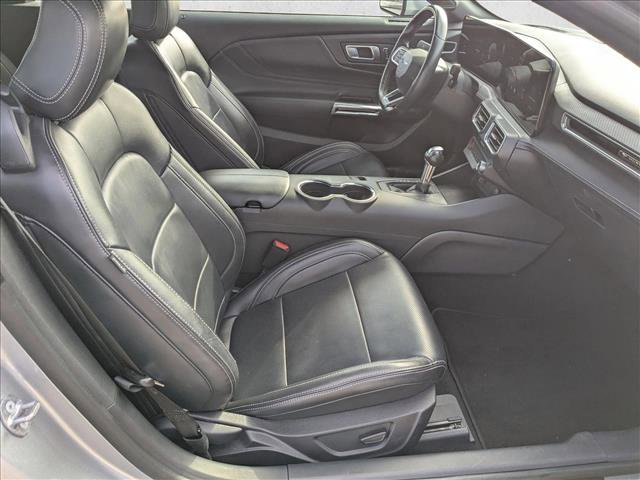 Used 2025 Ford Mustang Premium image 19