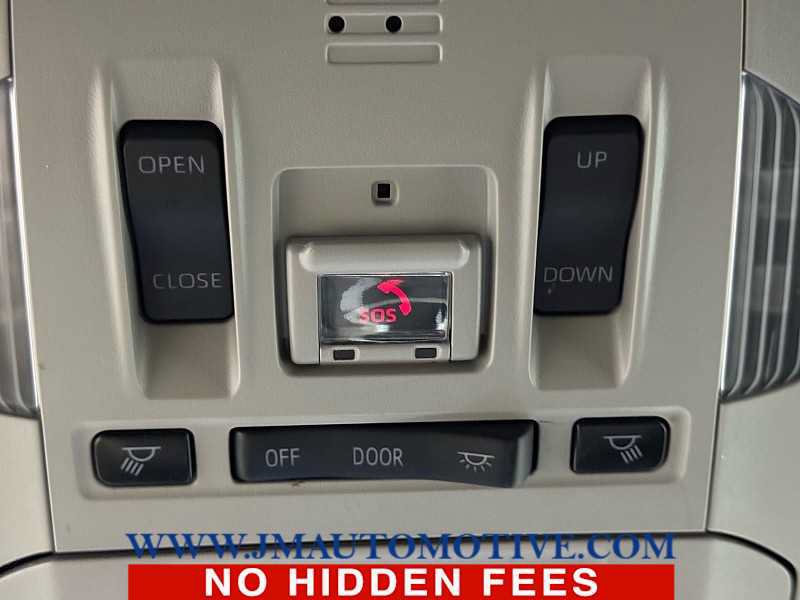 Used 2021 Toyota Highlander Limited AWD/4WD image 39