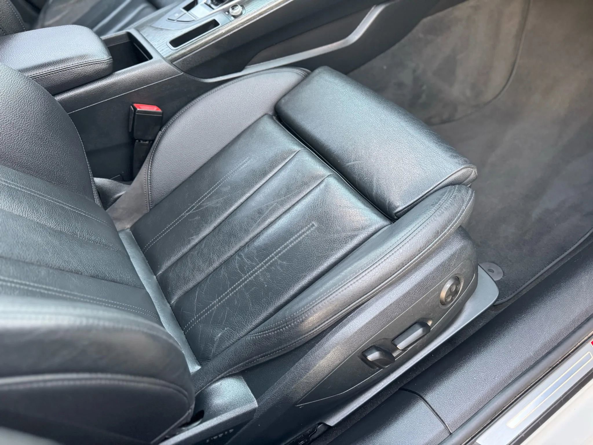 Used 2017 Audi A4 2.0T Premium Plus w/ Premium Plus Package image 43