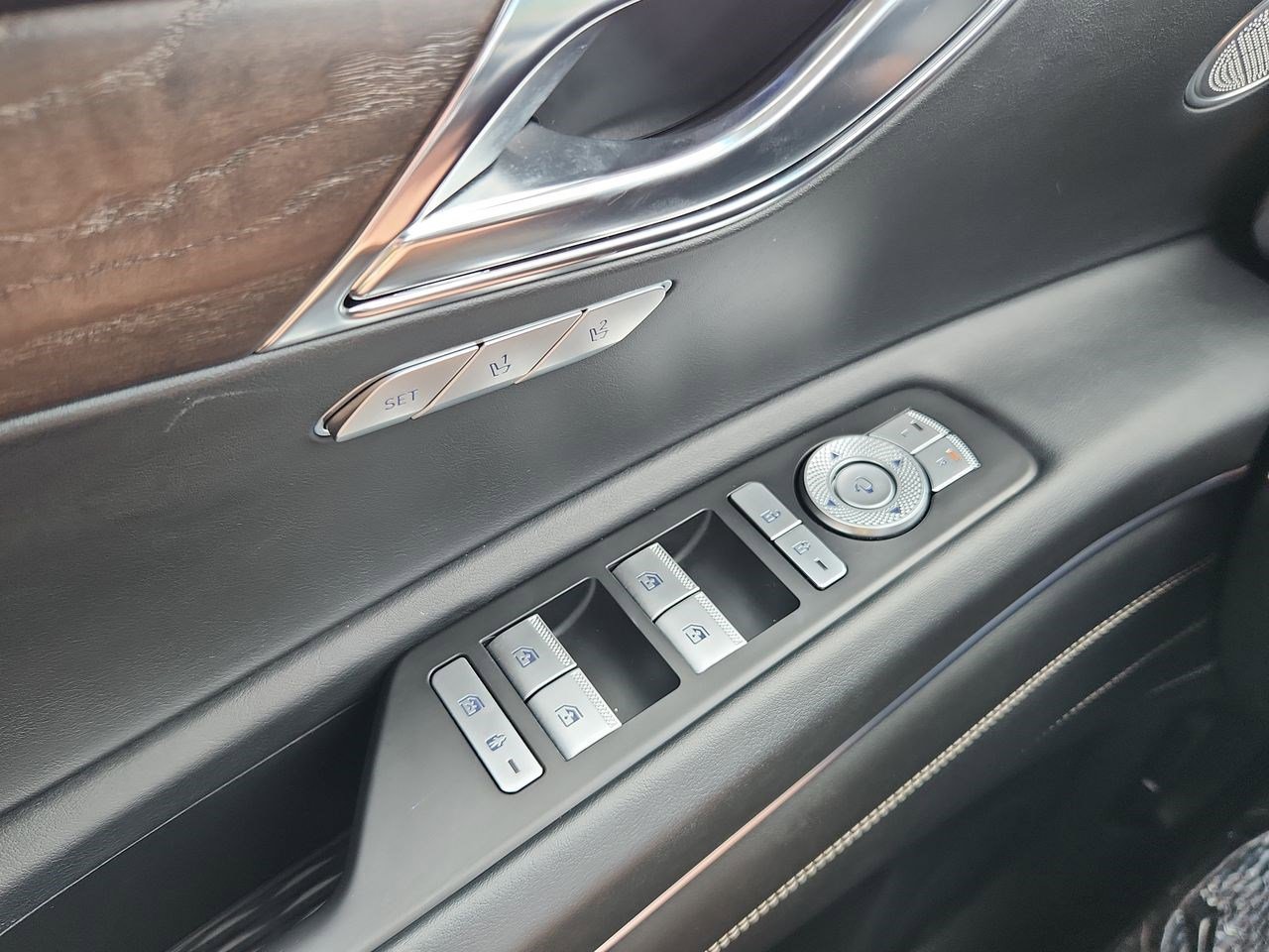 Used 2024 Genesis GV80 3.5T image 29