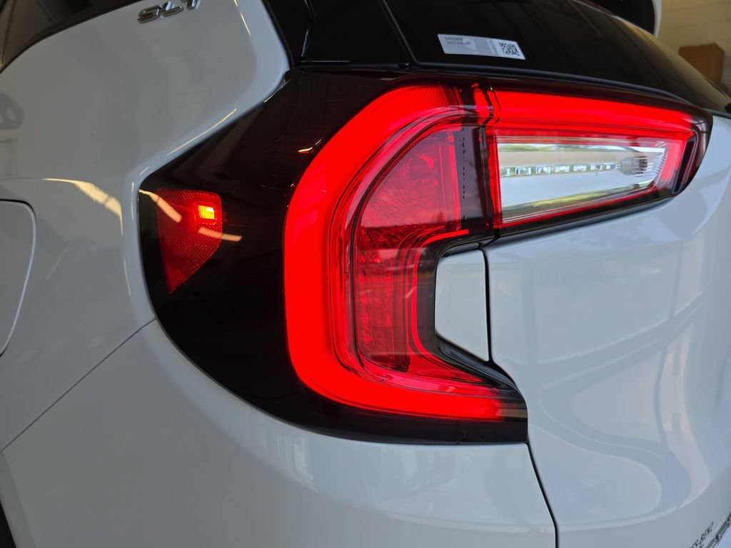 Used 2023 GMC Terrain SLT w/ Infotainment Package II FWD image 36