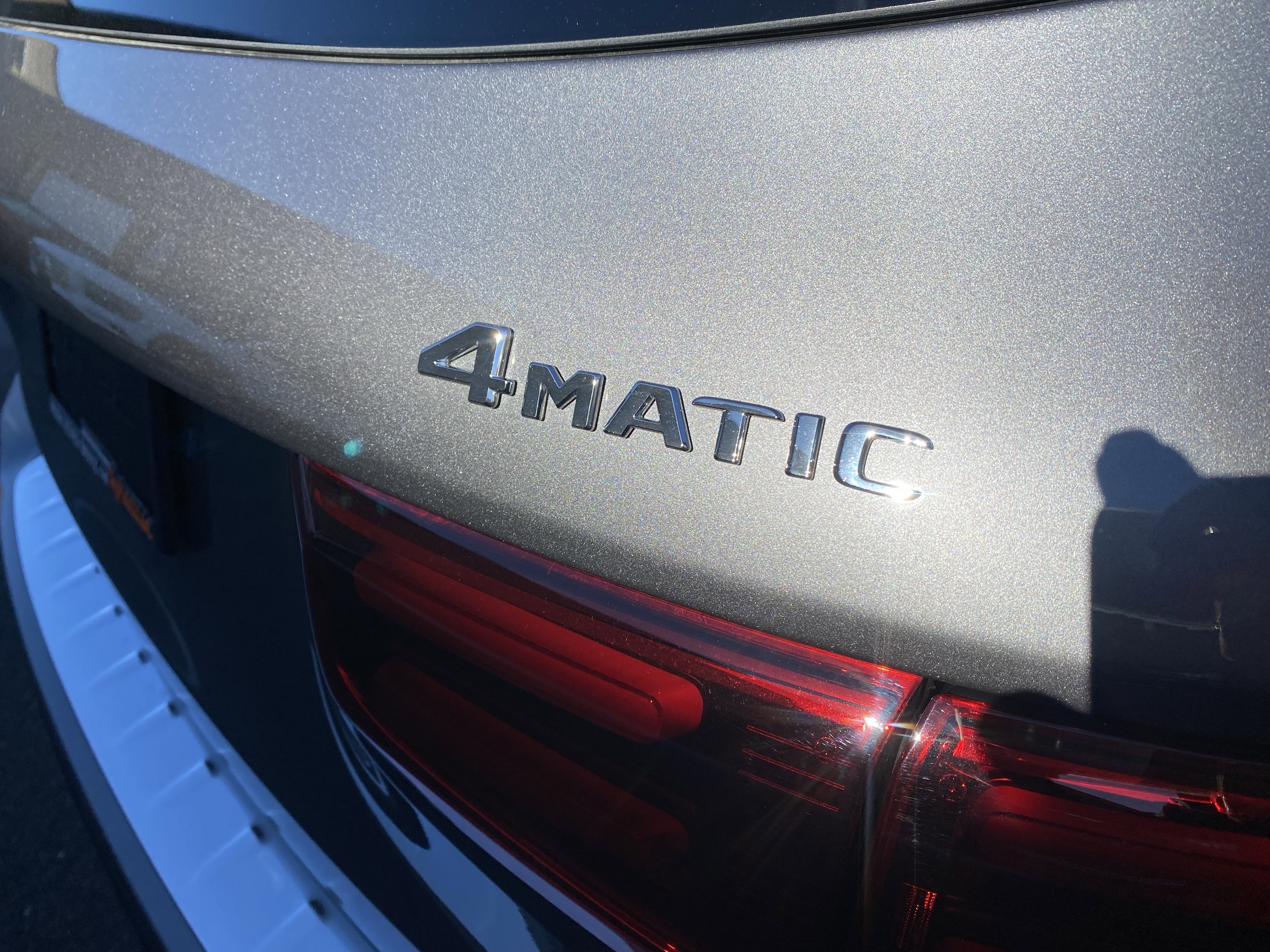 Used 2025 Mercedes-Benz GLB 250 4MATIC image 8