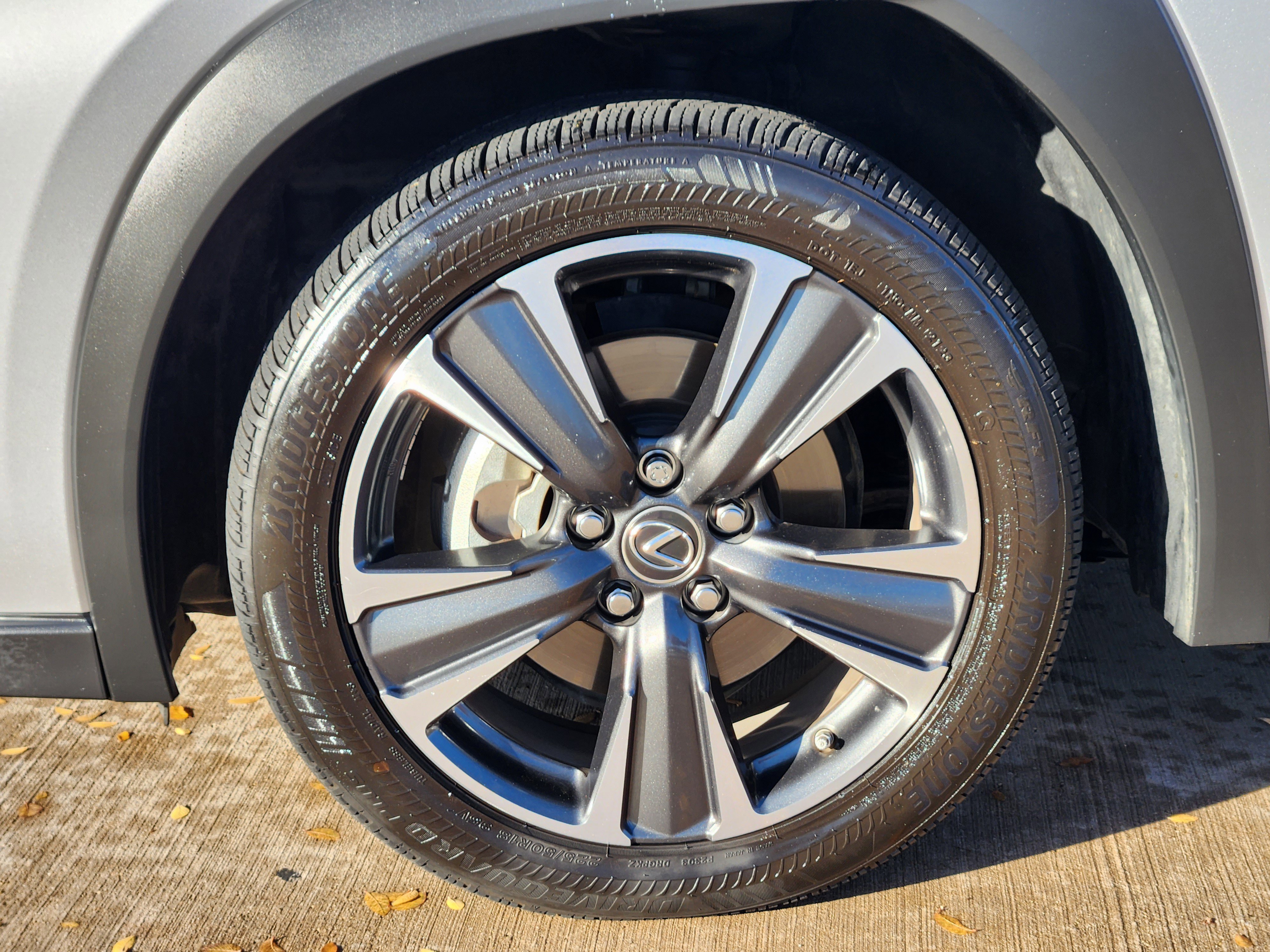 Used 2019 Lexus UX 250h image 10