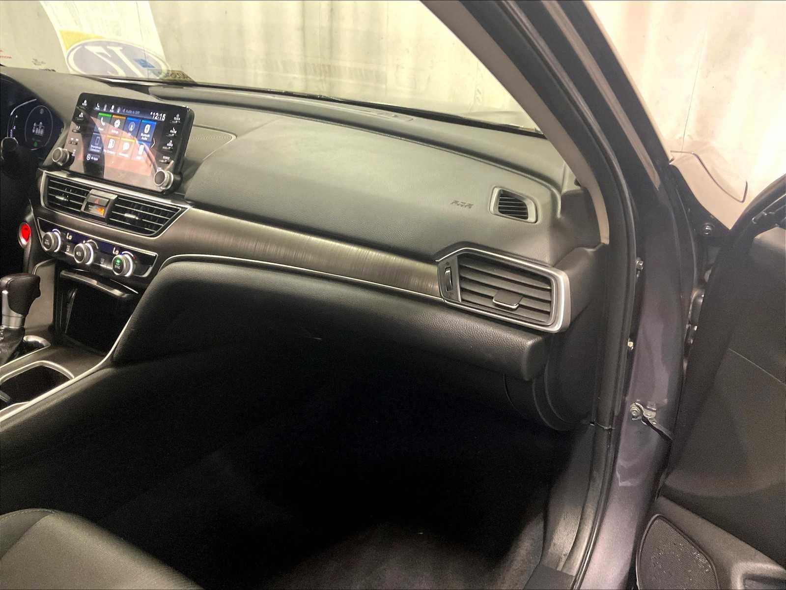 Used 2021 Honda Accord LX image 13