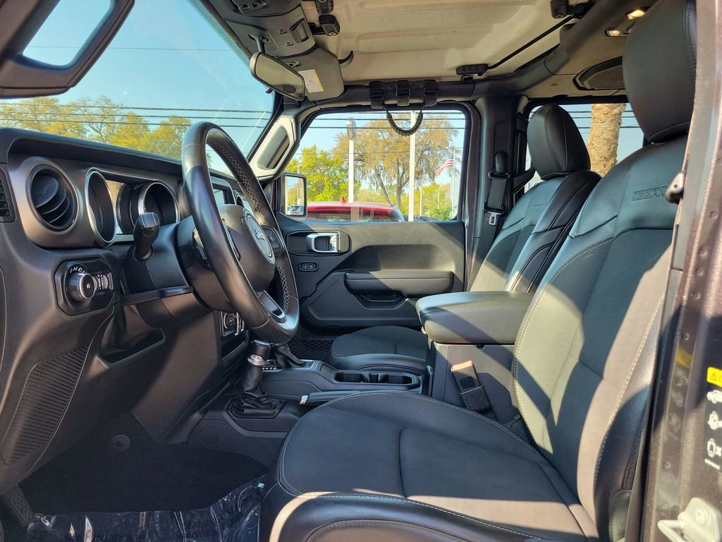 Used 2020 Jeep Wrangler Unlimited Sport AWD/4WD image 2
