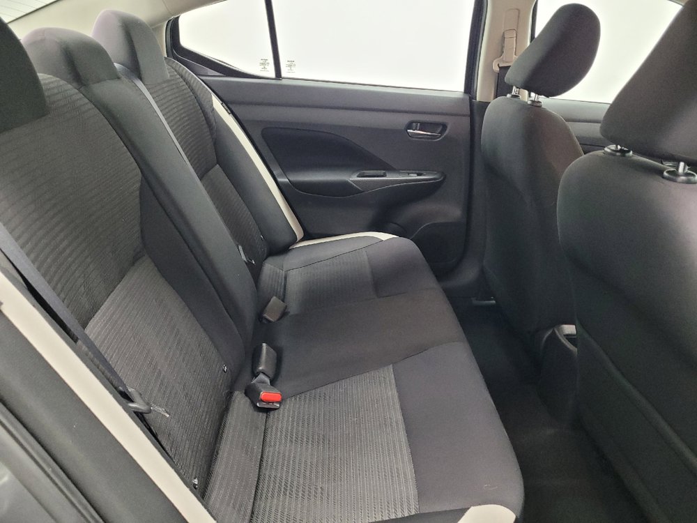 Used 2021 Nissan Versa SV FWD image 19