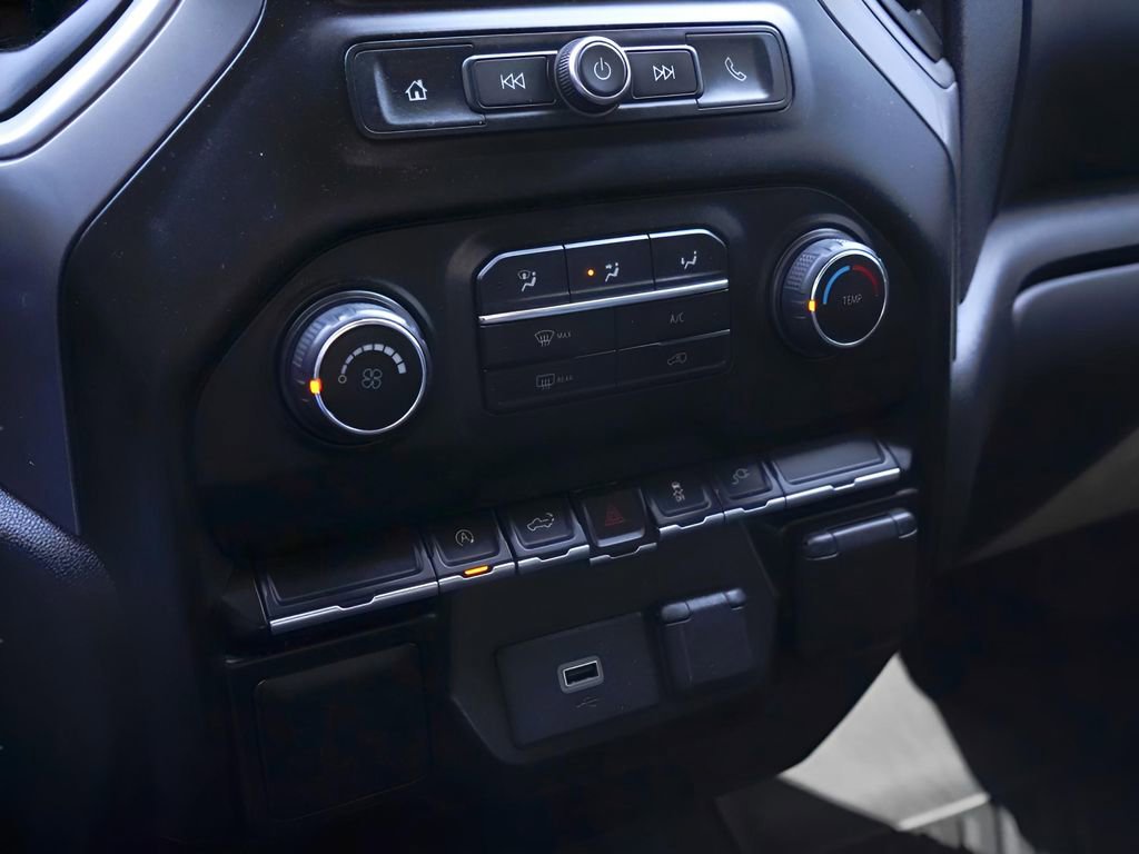 Used 2020 Chevrolet Silverado 1500 Custom w/ Custom Value Package image 20