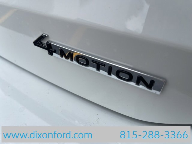 New 2024 Volkswagen Taos SE image 26