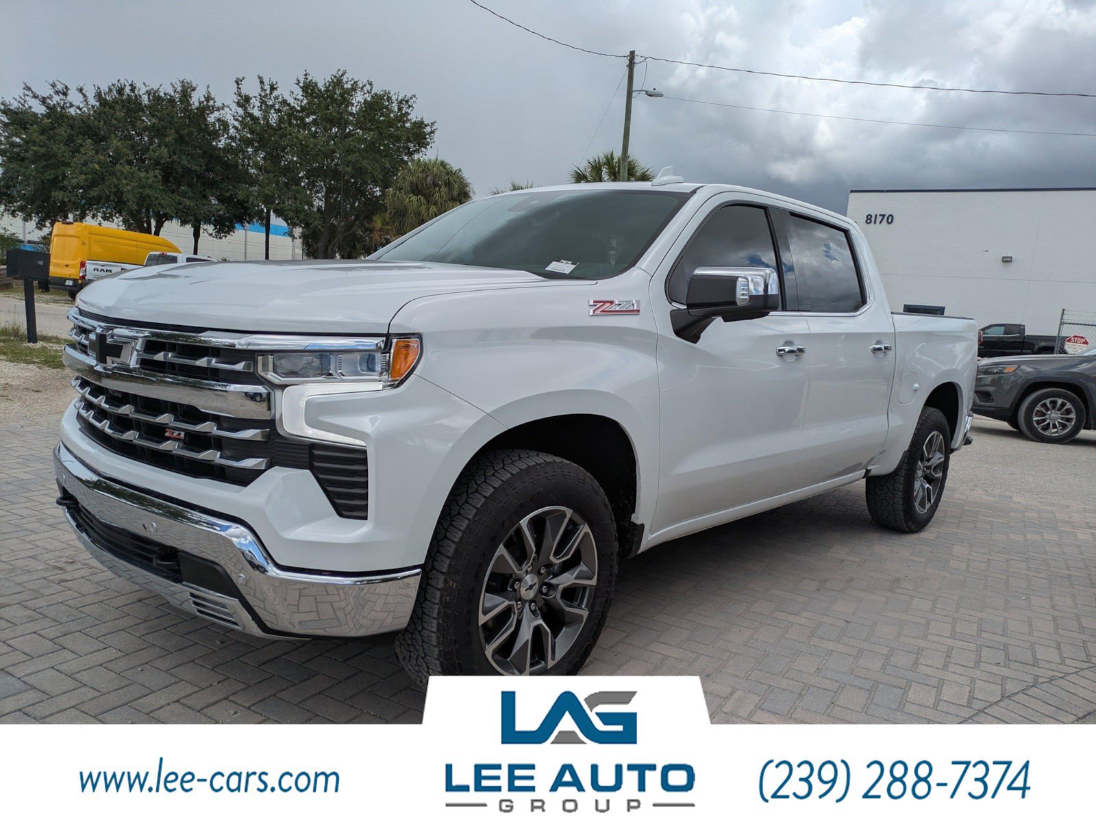 Used 2025 Chevrolet Silverado 1500 LTZ AWD/4WD image 6