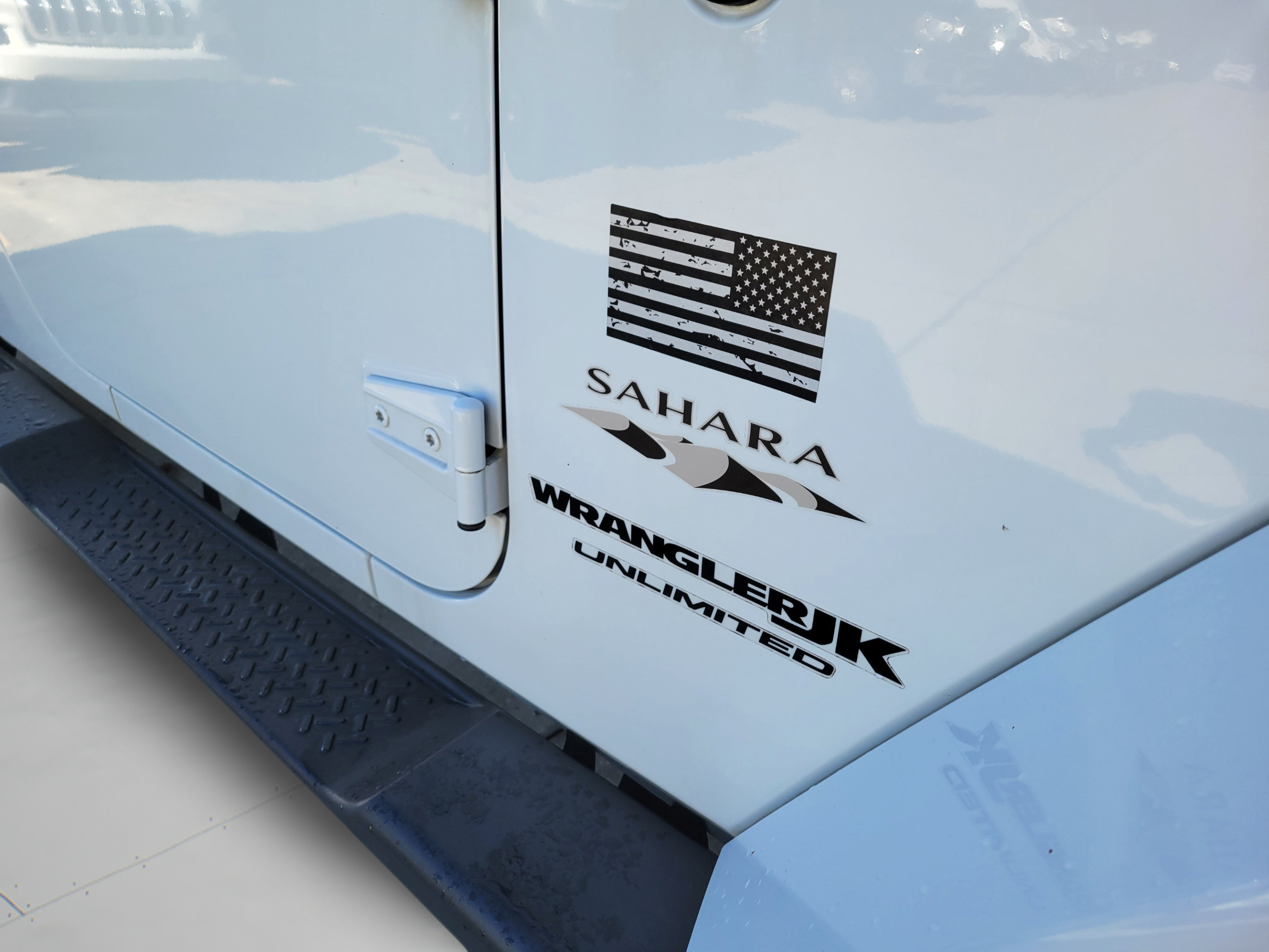 Used 2018 Jeep Wrangler Unlimited Sahara AWD/4WD image 30