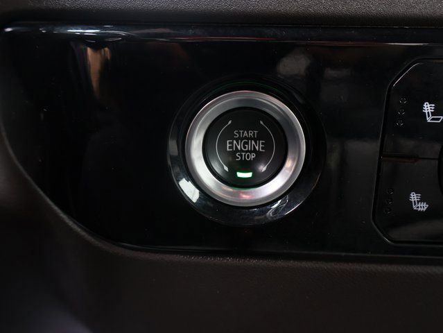 Certified 2022 Chevrolet Silverado 1500 RST image 32