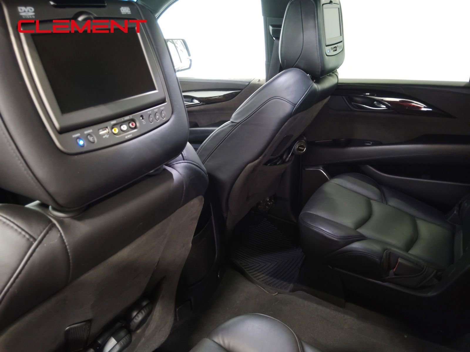 Used 2016 Cadillac Escalade ESV Platinum image 41