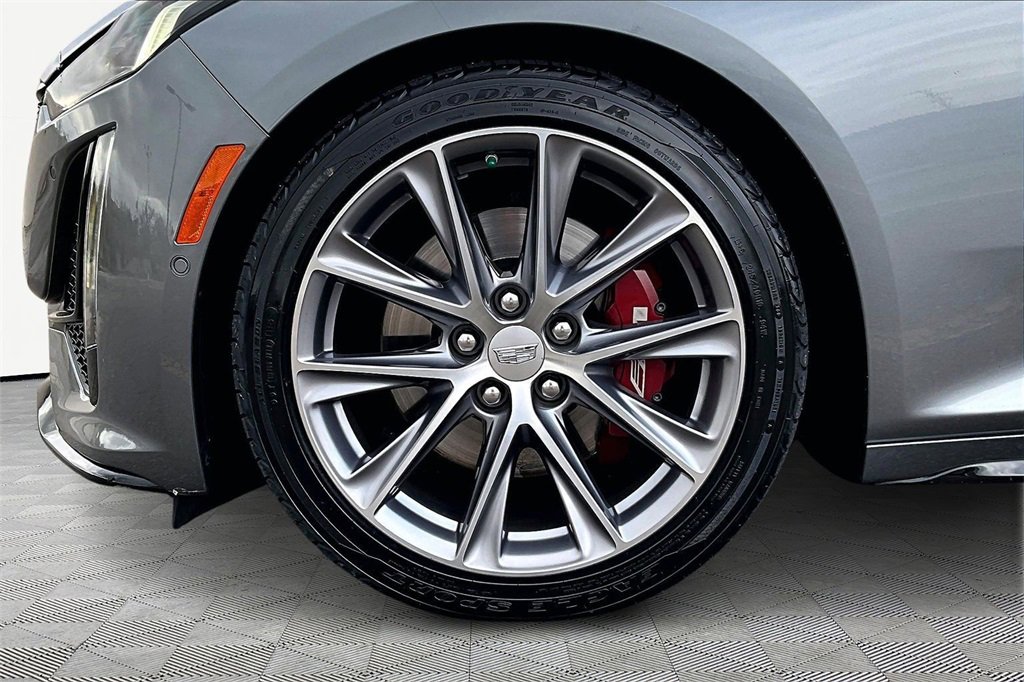 Used 2020 Cadillac CT5 V w/ Platinum Package image 9