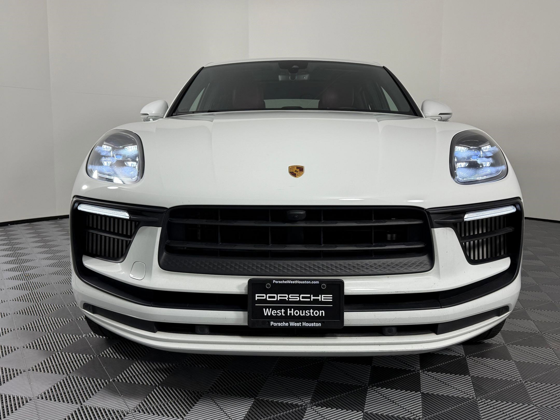 Used 2022 Porsche Macan S image 6