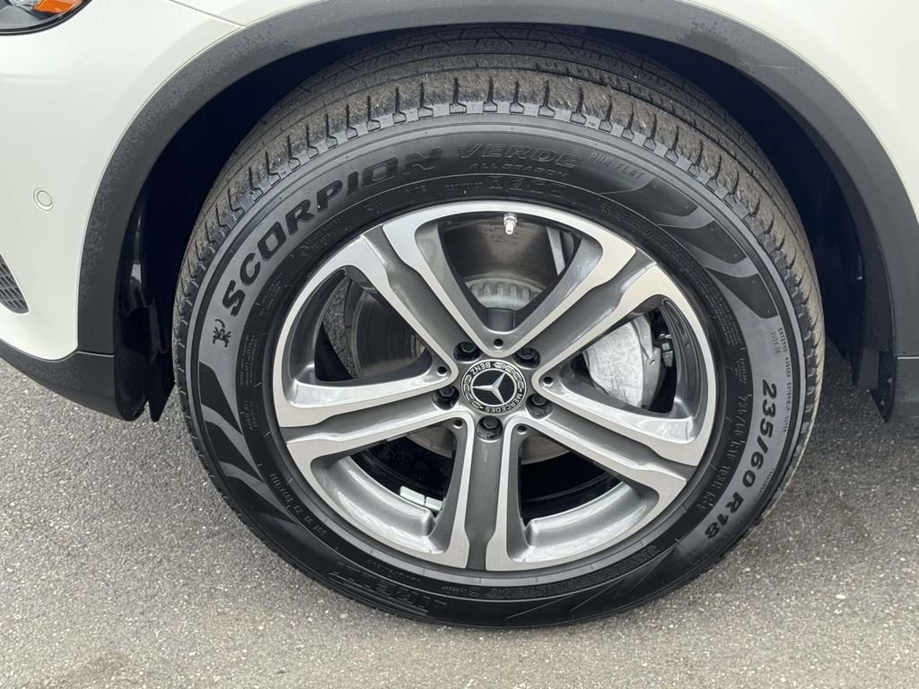 Used 2018 Mercedes-Benz GLC 300 4MATIC image 8