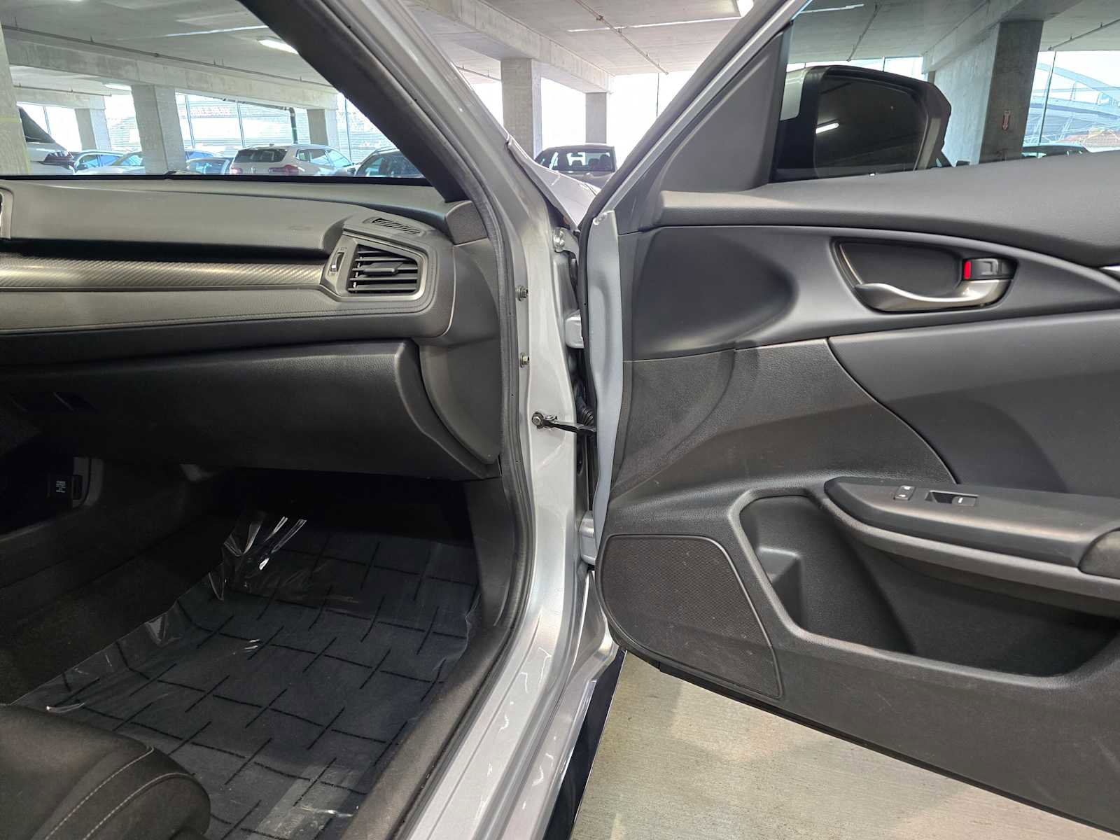 Used 2019 Honda Civic Sport image 28