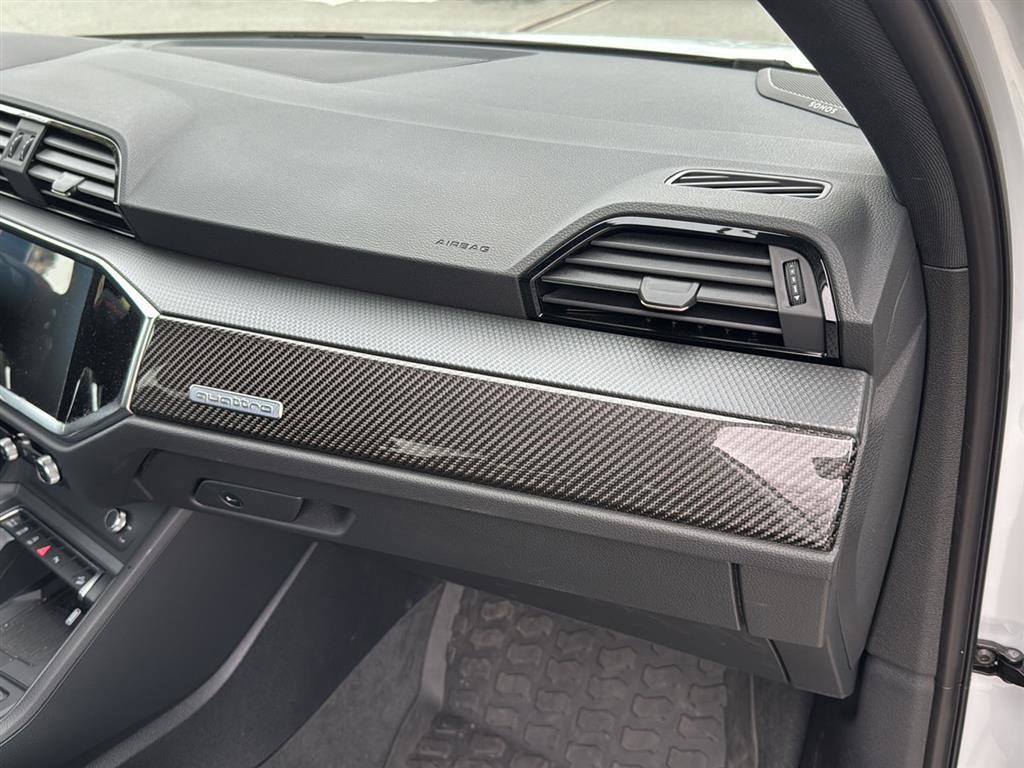 Used 2025 Audi Q3 2.0T Premium Plus w/ Premium Plus Package image 12