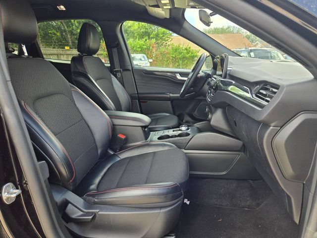 Used 2025 Ford Escape ST-Line AWD/4WD image 29