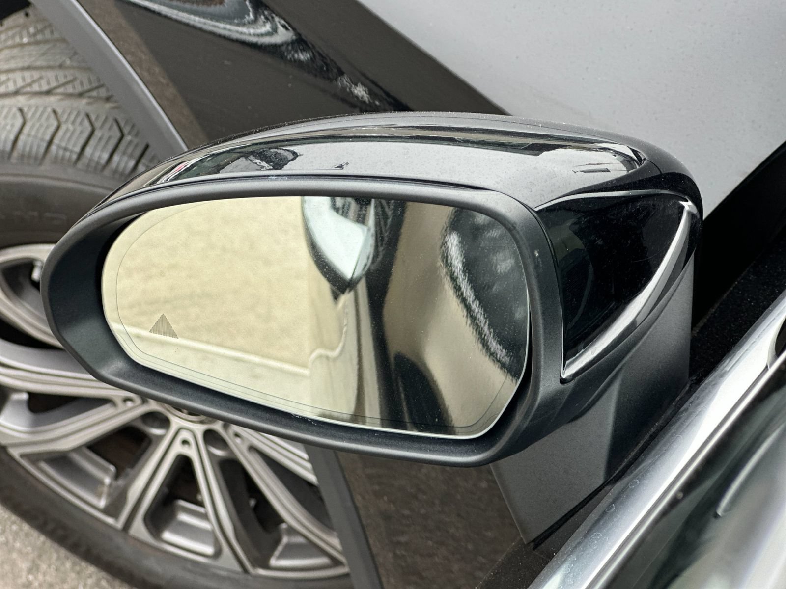 Certified 2023 Mercedes-Benz GLC 300 image 9