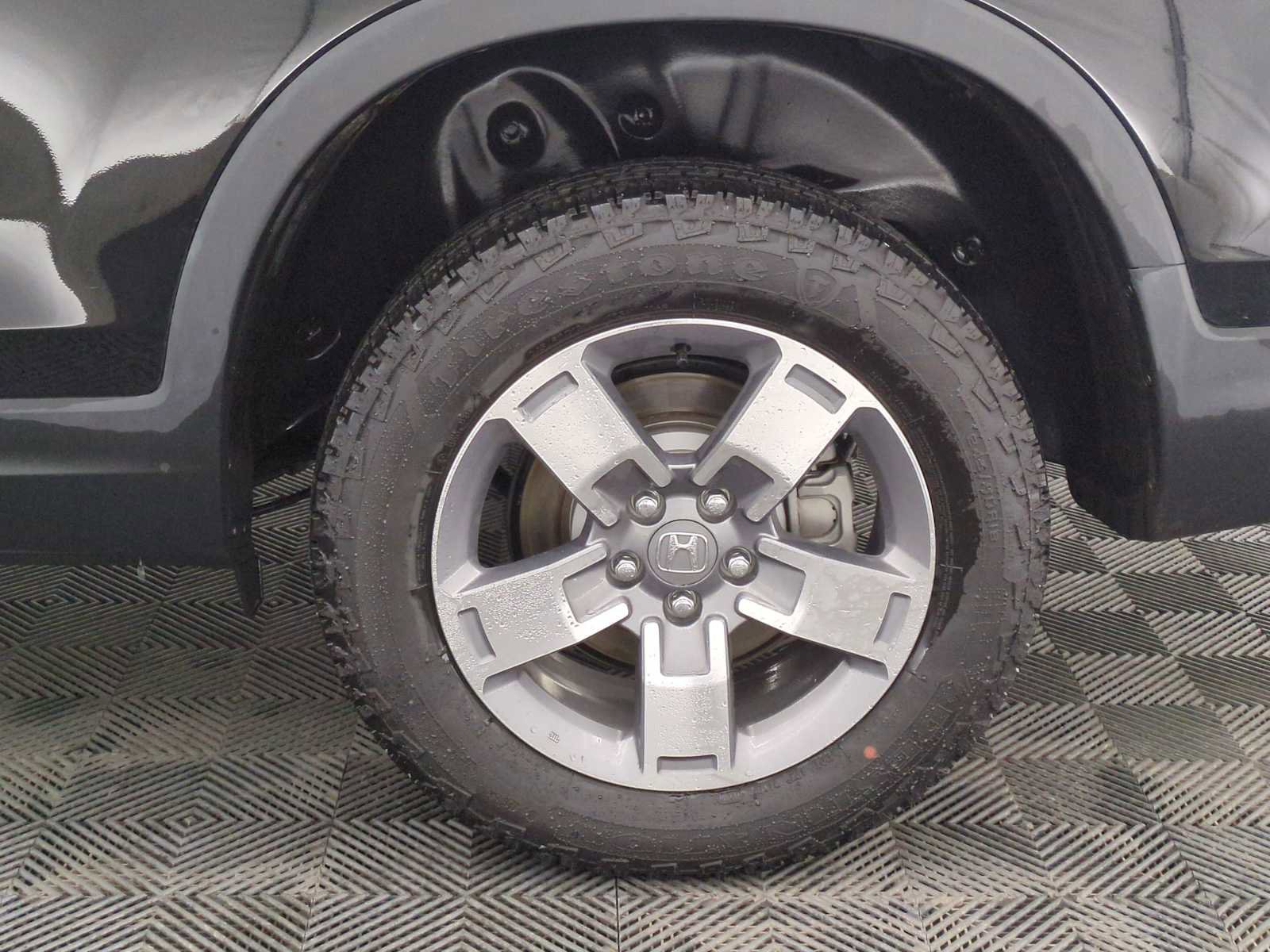 Used 2025 Honda Ridgeline RTL image 13