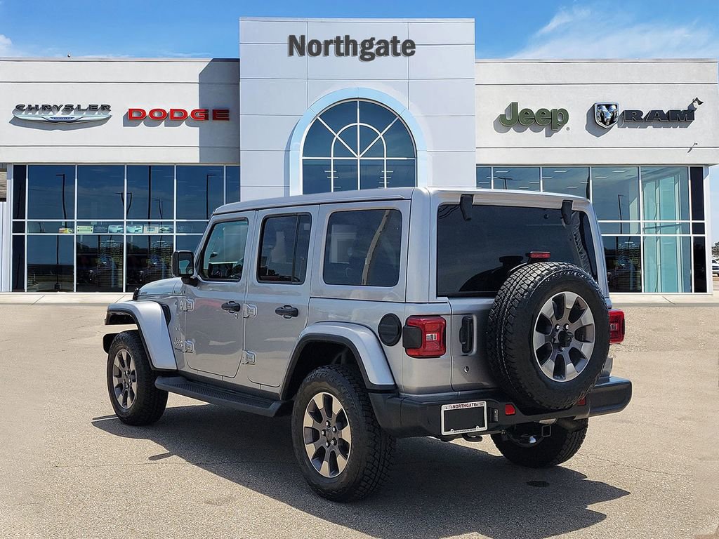 Used 2019 Jeep Wrangler Unlimited Sahara AWD/4WD image 3