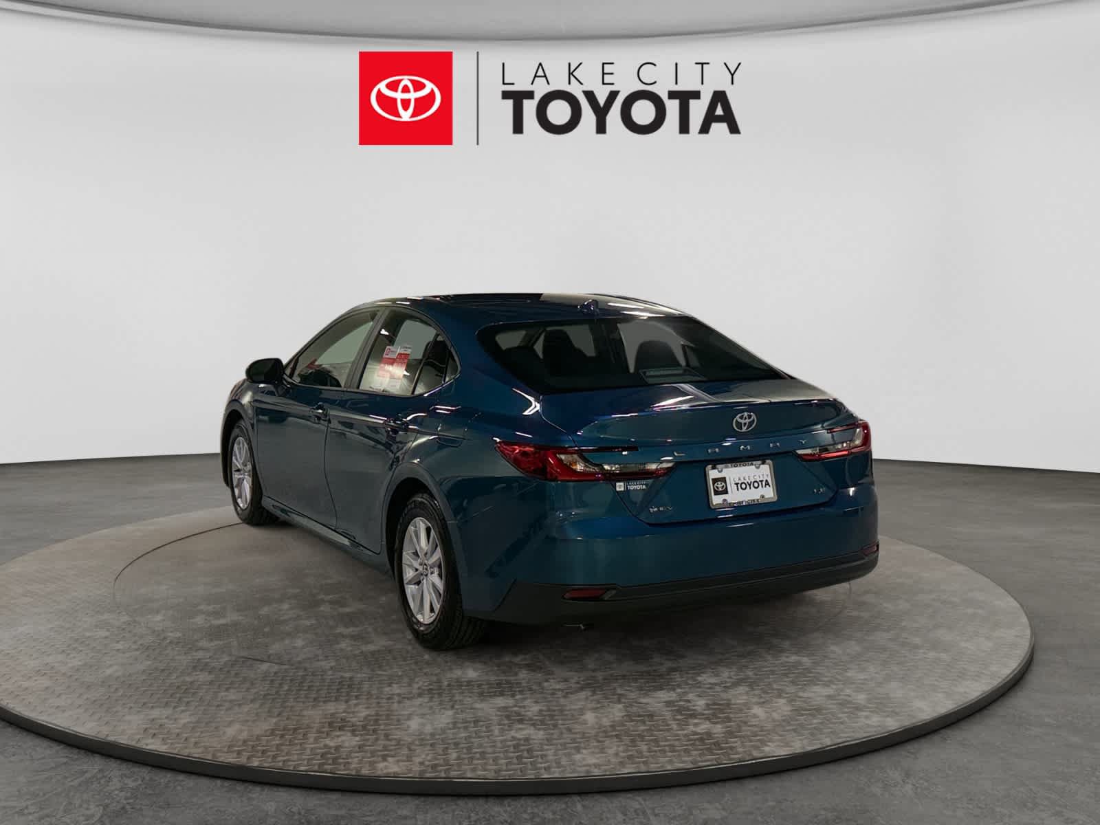 New 2026 Toyota Camry LE w/ Convenience Package FWD image 4