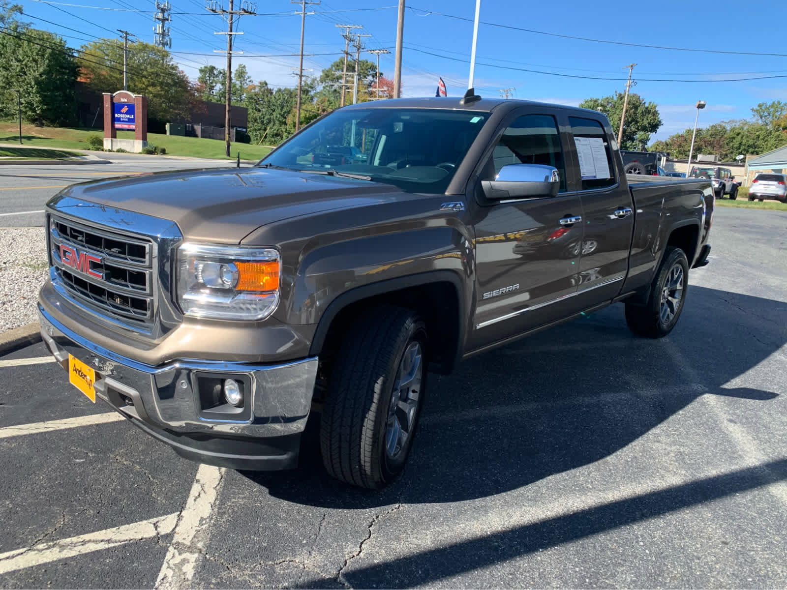 Used 2015 GMC Sierra 1500 SLT w/ Driver Alert Package image 2