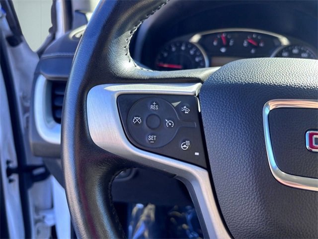 Used 2022 GMC Terrain SLT image 17