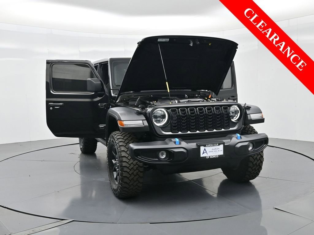 Used 2024 Jeep Wrangler Unlimited image 36