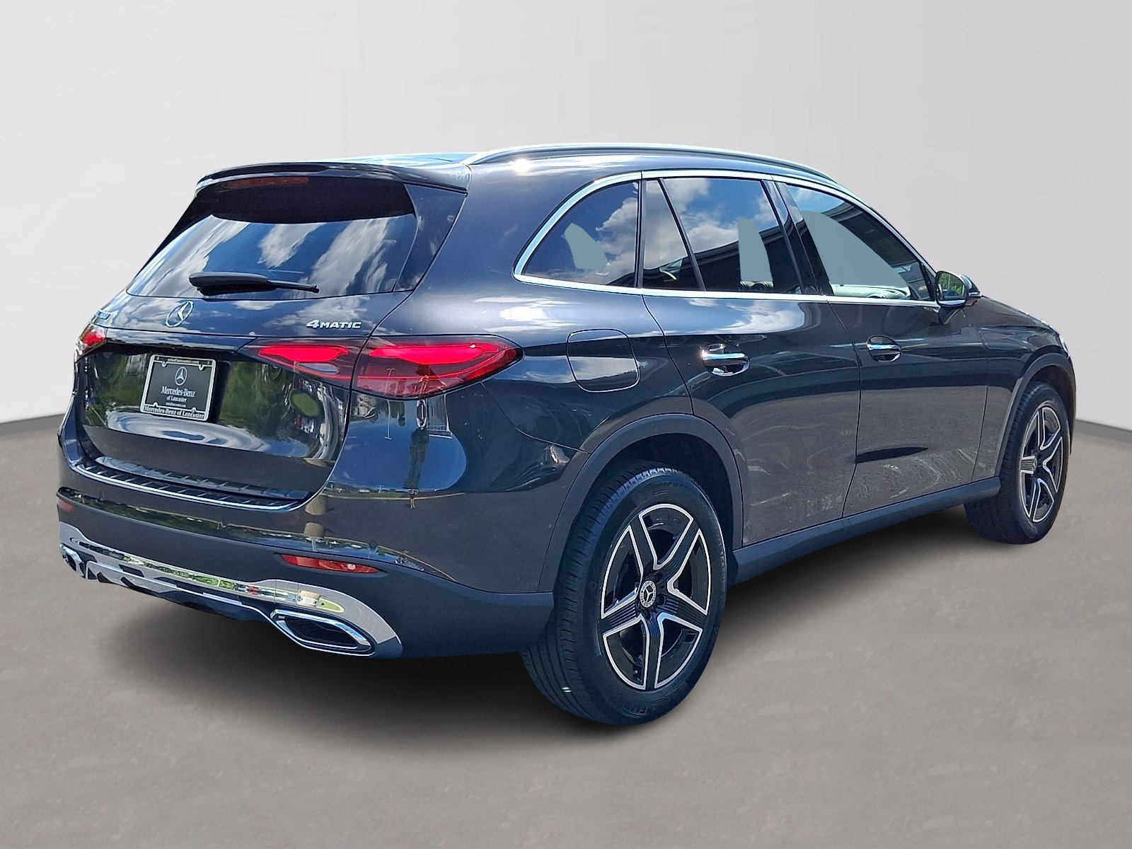Certified 2026 Mercedes-Benz GLC 300 4MATIC image 4