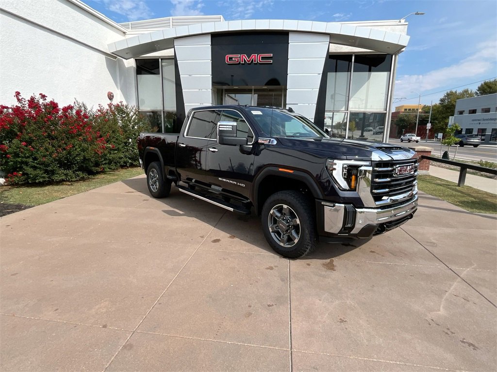 New 2026 GMC Sierra 3500 SLT w/ SLT Premium Package