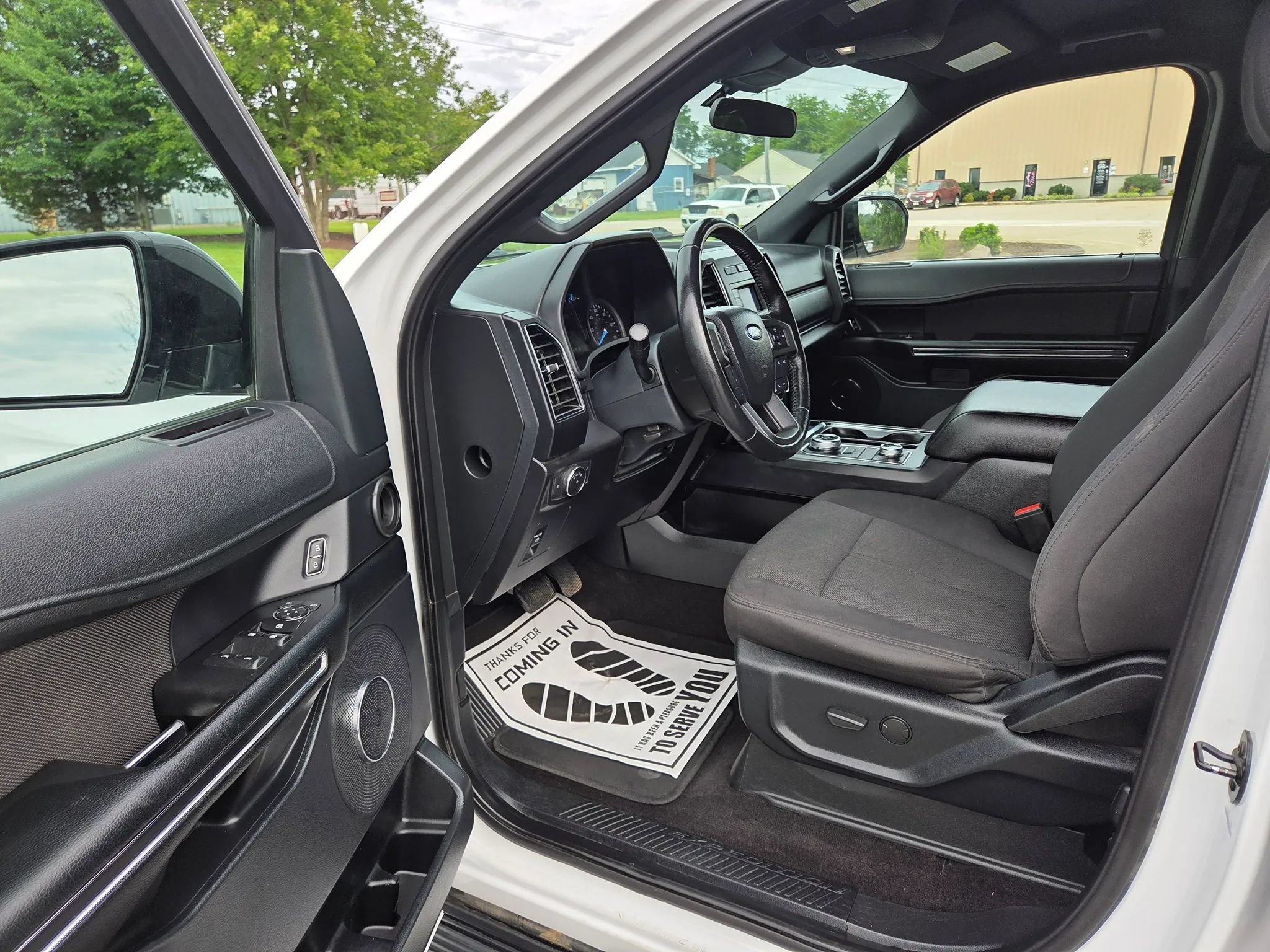 Used 2021 Ford Expedition XL AWD/4WD image 23