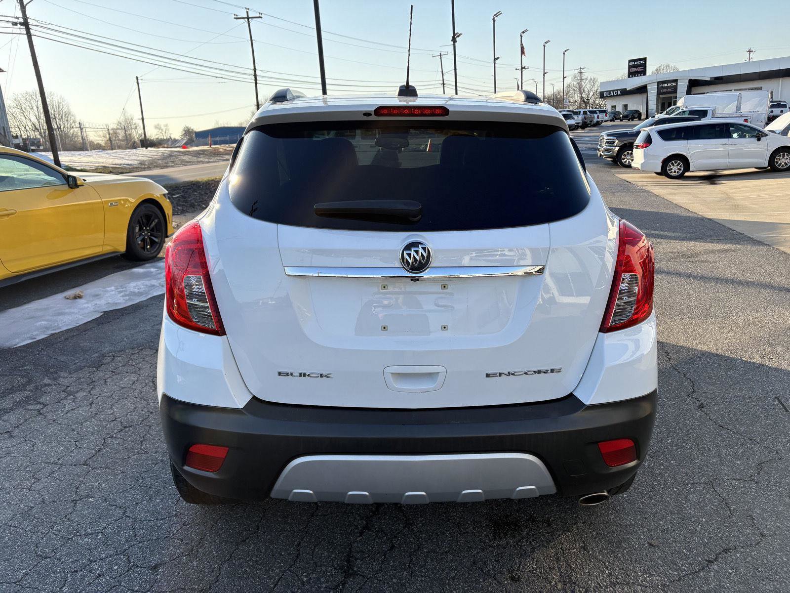 Used 2016 Buick Encore FWD image 3