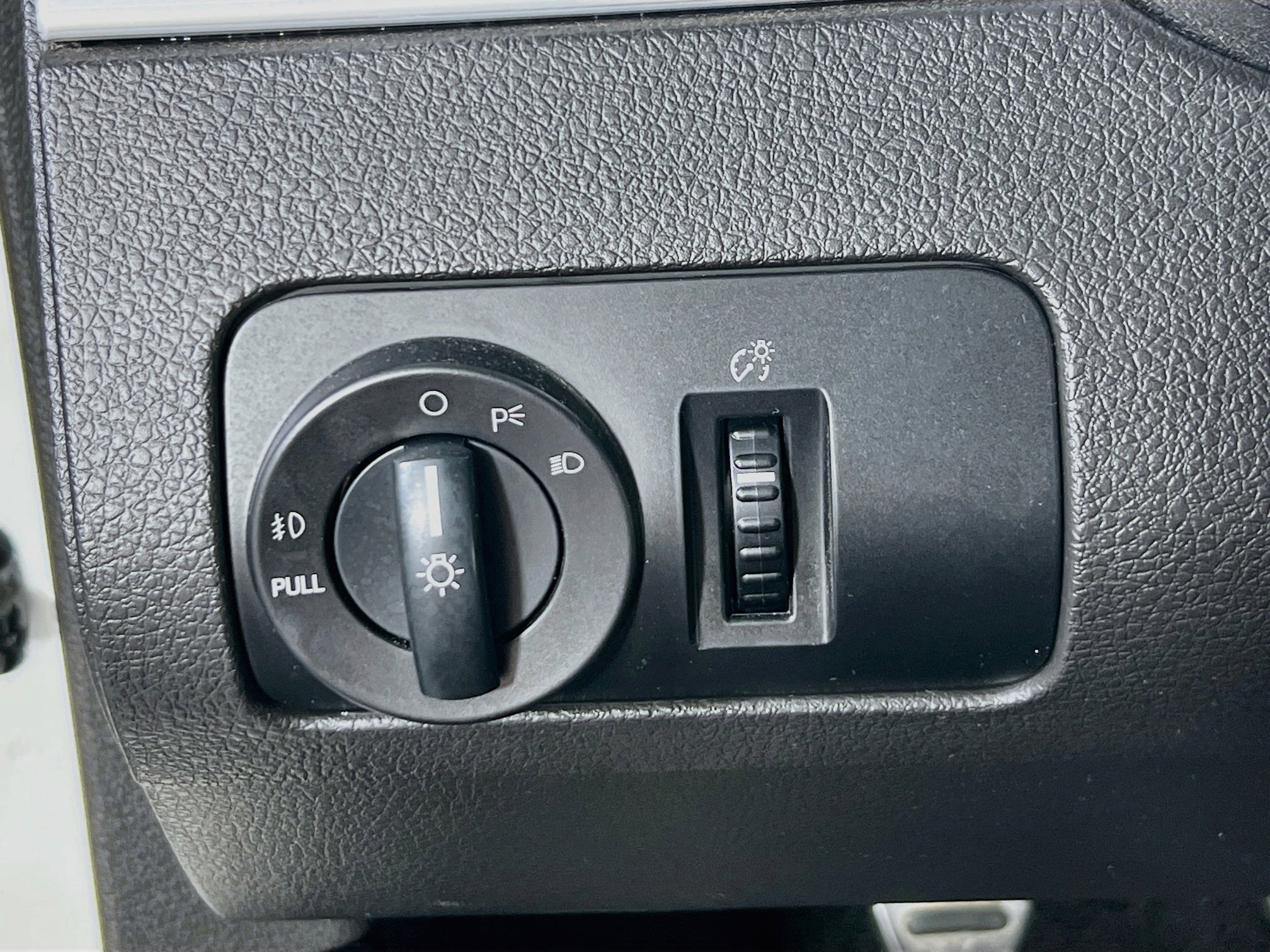 Used 2007 Ford Mustang GT RWD image 10