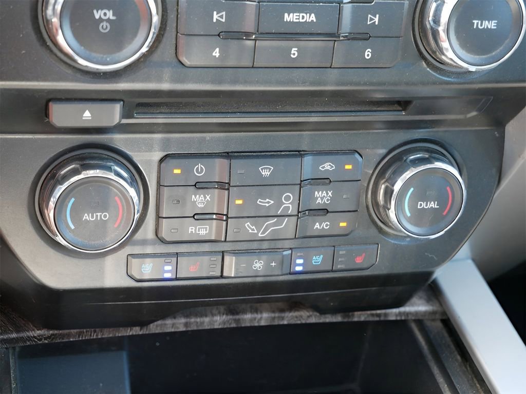 Used 2017 Ford F350 Lariat w/ Lariat Ultimate Package image 22