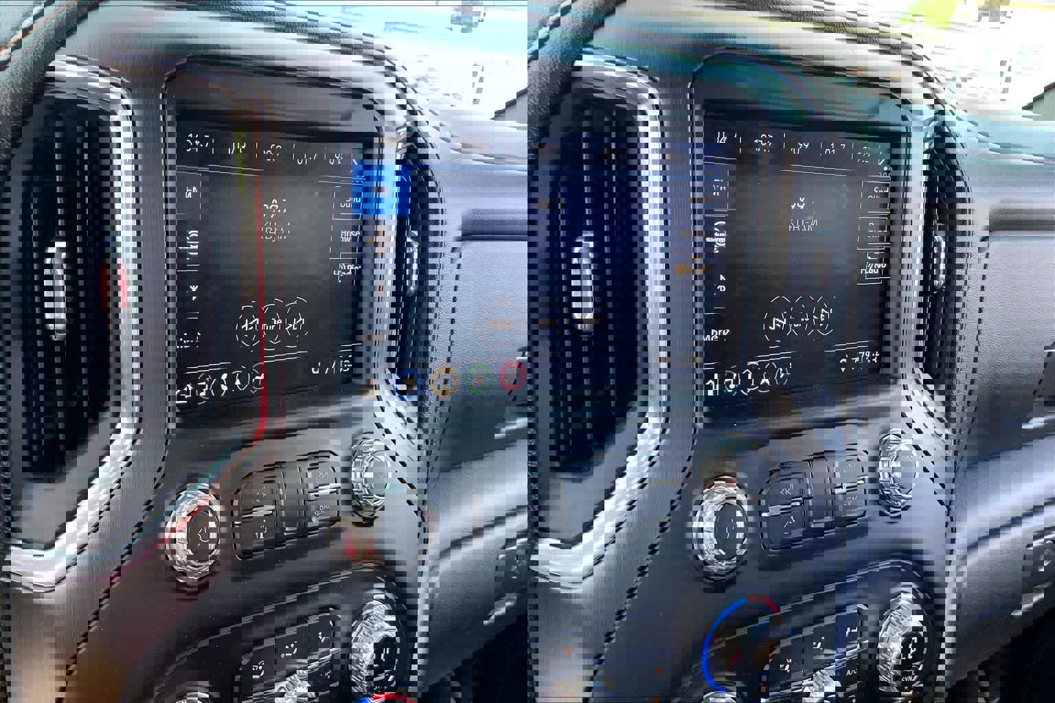 Used 2019 GMC Sierra 1500 AT4 w/ AT4 Premium Package image 32