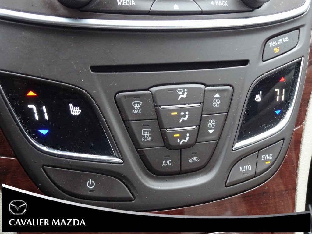 Used 2015 Buick Regal Premium w/ Experience Buick Package image 29