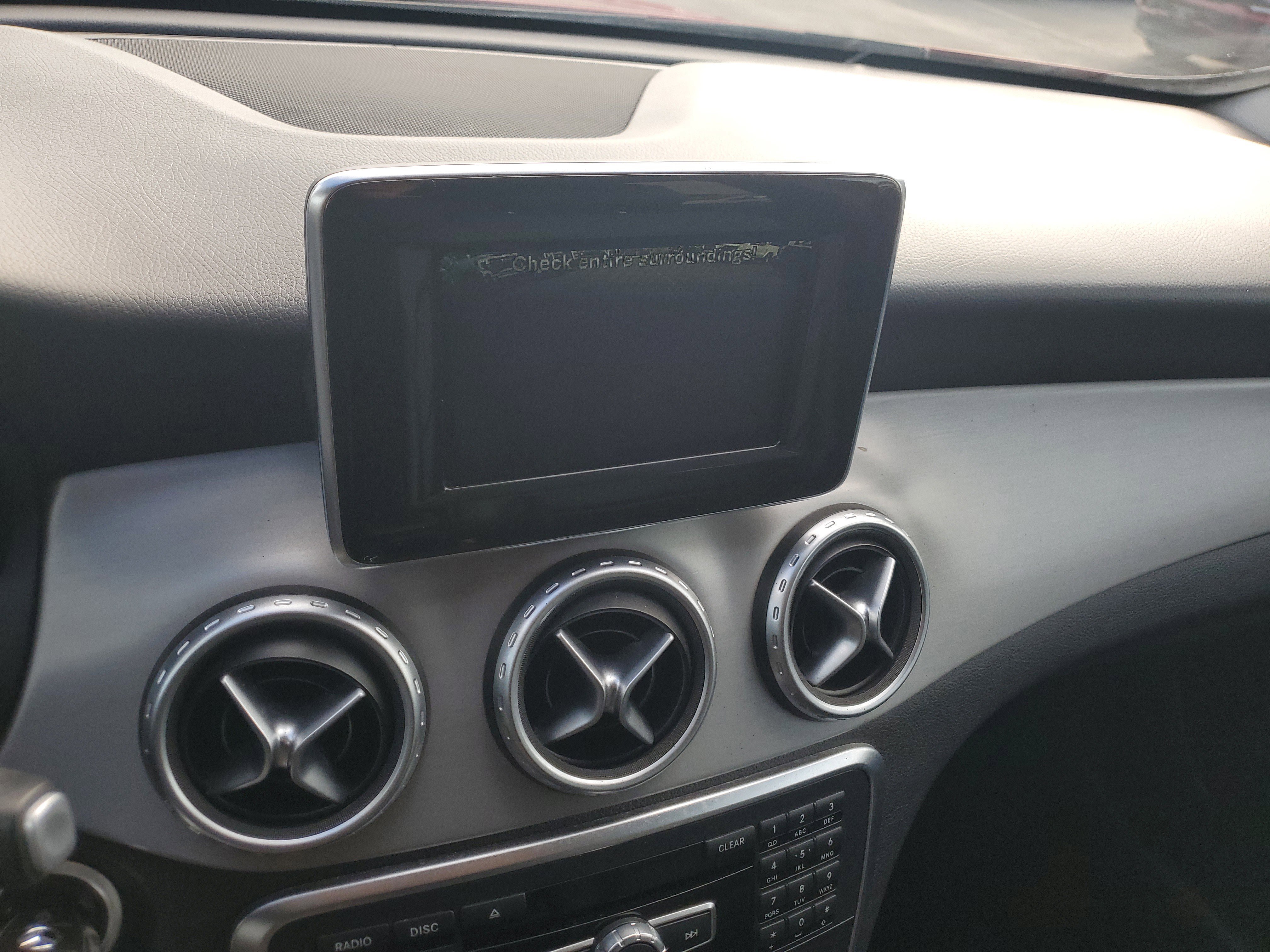 Used 2015 Mercedes-Benz GLA 250 4MATIC image 26