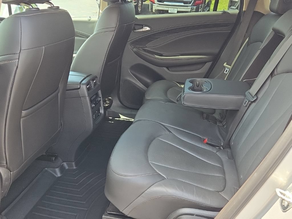 Certified 2017 Buick Envision Essence FWD image 13