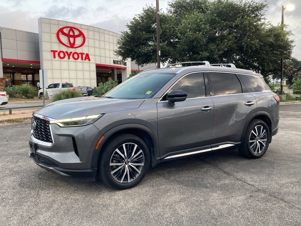 Used 2023 INFINITI QX60 Sensory w/ Vision Package