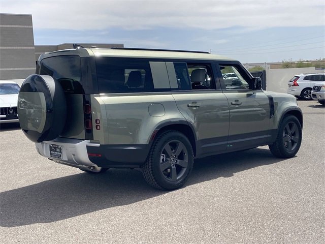 New 2025 Land Rover Defender 130 S image 17