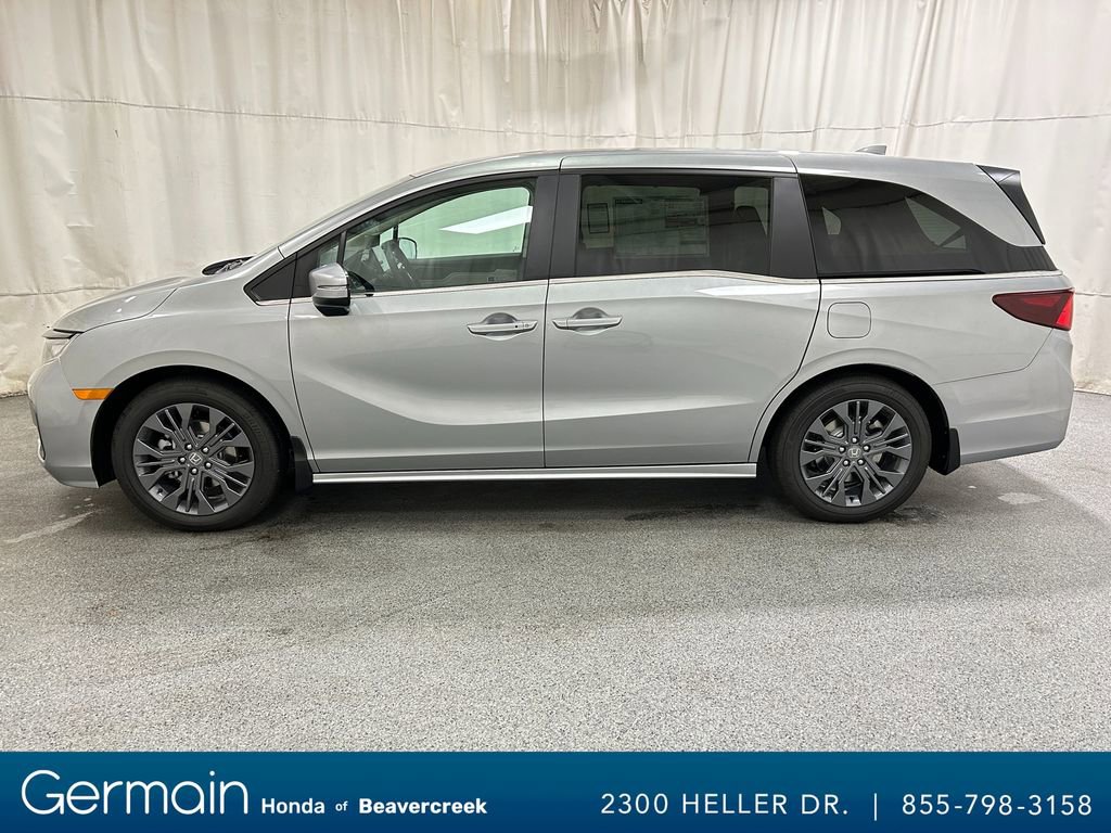 New 2026 Honda Odyssey Touring image 4