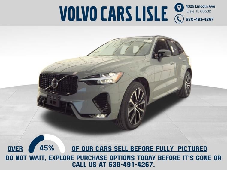 Certified 2025 Volvo XC60 B5 Plus image 1