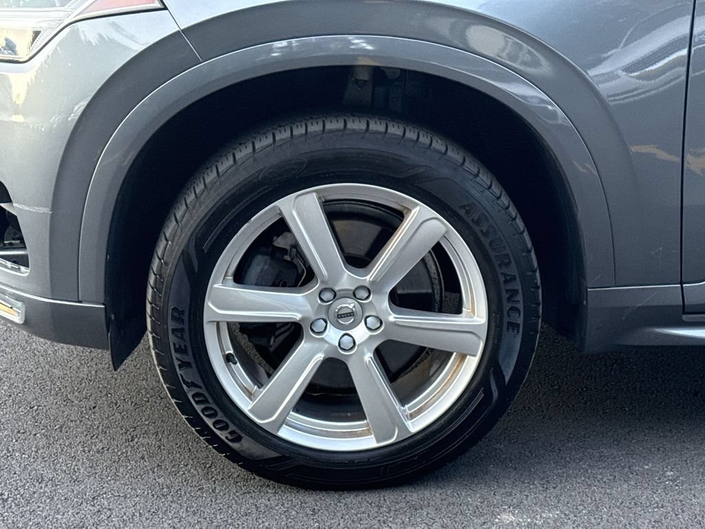 Used 2020 Volvo XC90 T6 Momentum w/ Protection Package AWD/4WD image 19