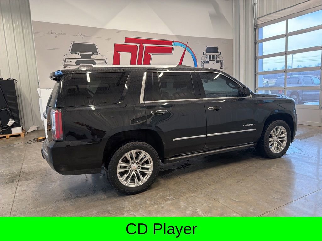 Used 2020 GMC Yukon Denali w/ Denali Premium Package image 3