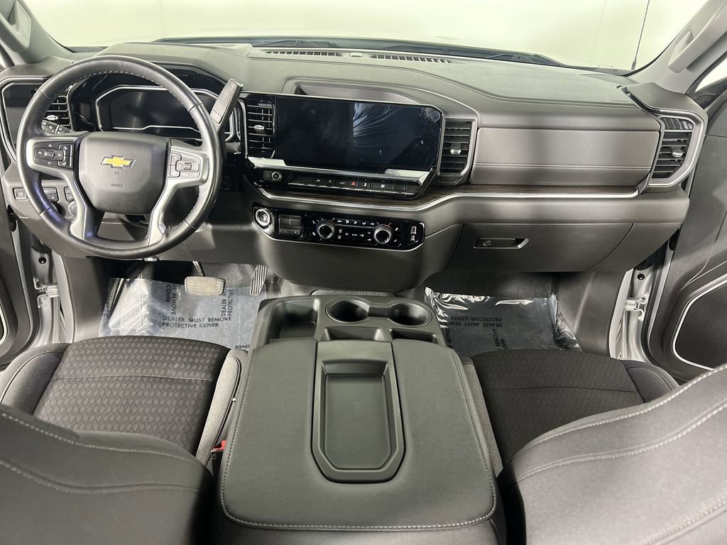 Certified 2022 Chevrolet Silverado 1500 LT AWD/4WD image 19