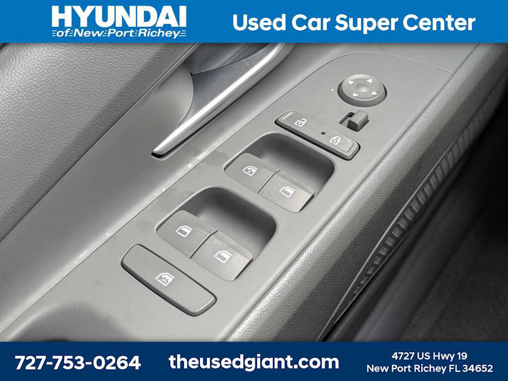 Certified 2023 Hyundai Elantra SEL w/ Convenience Package FWD image 26