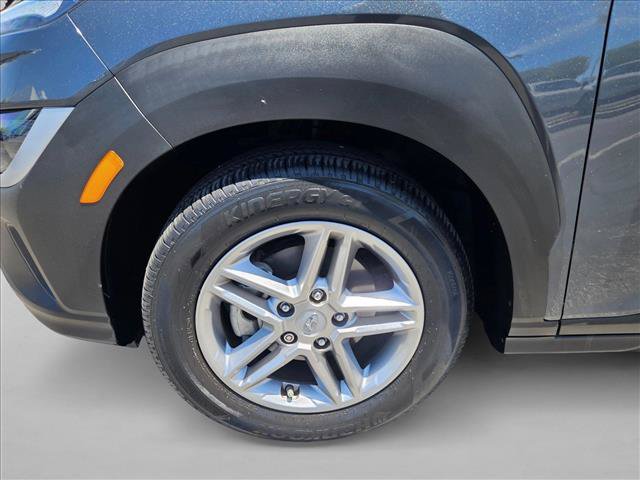 Used 2022 Hyundai Kona SE FWD image 21