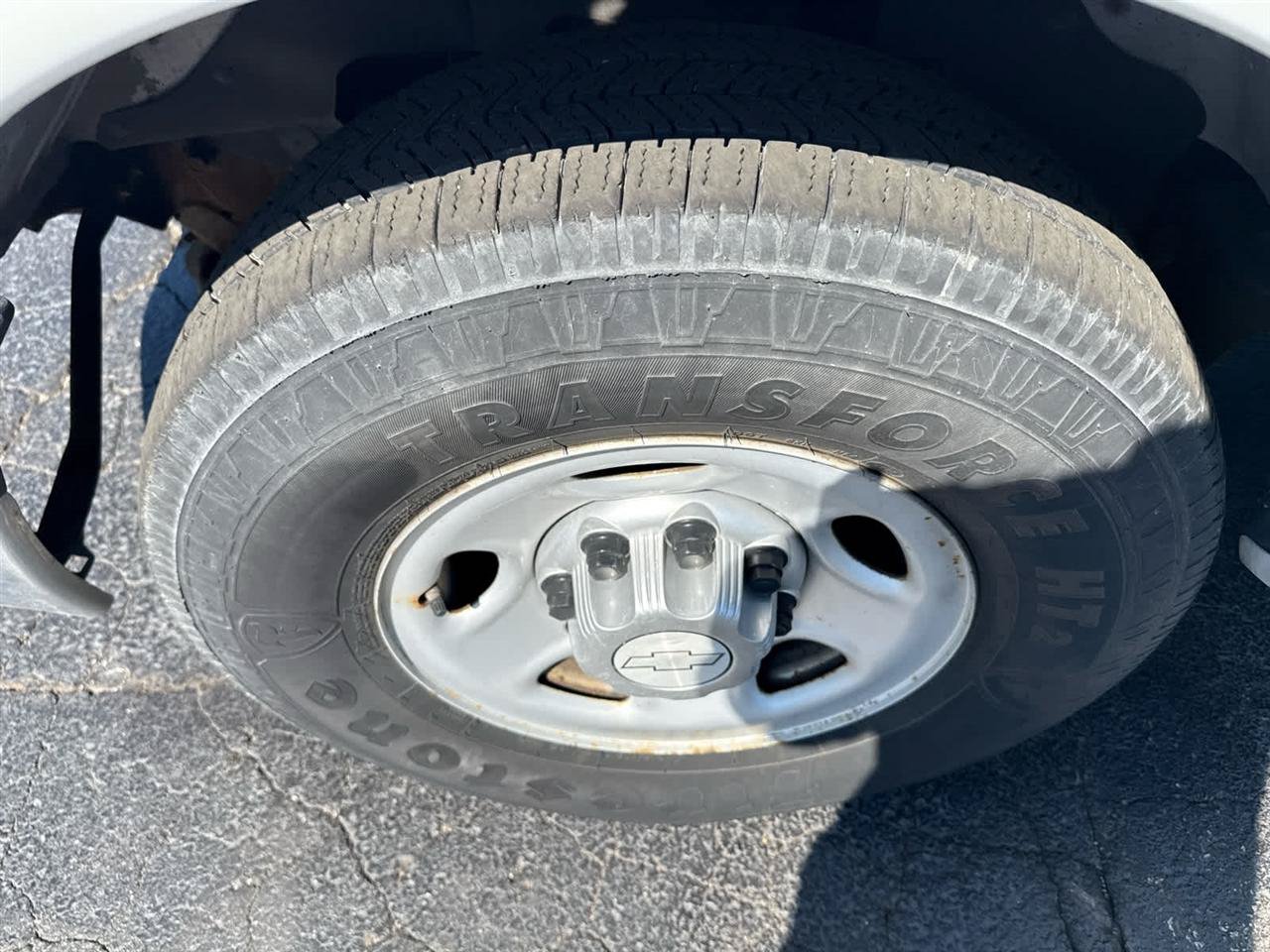 Used 2014 Chevrolet Express 2500 RWD image 11